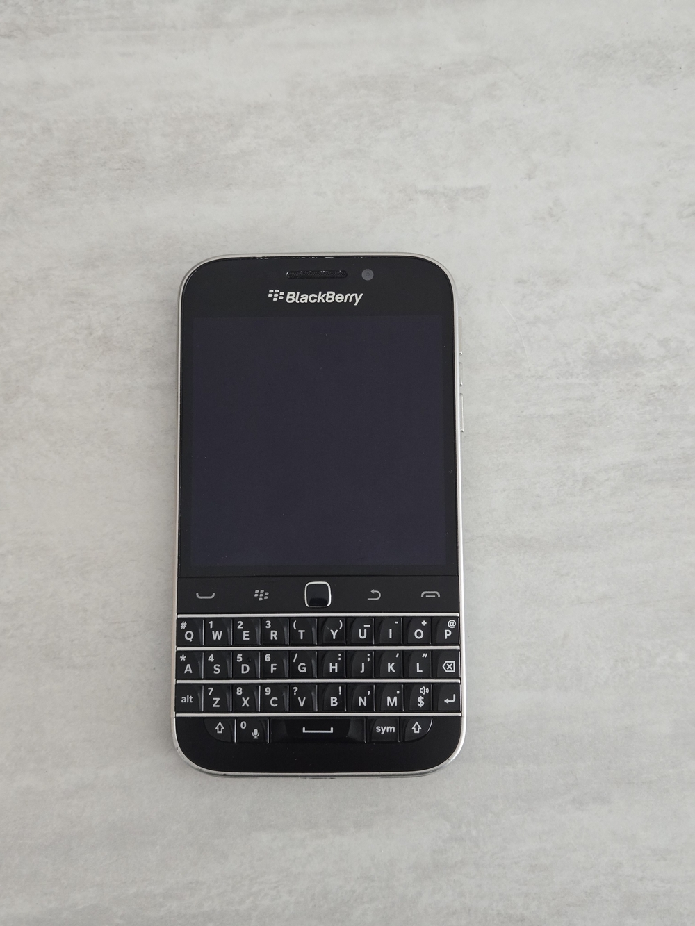 Classic Blackberry - Mobile Phone with QWERTY Keyboard